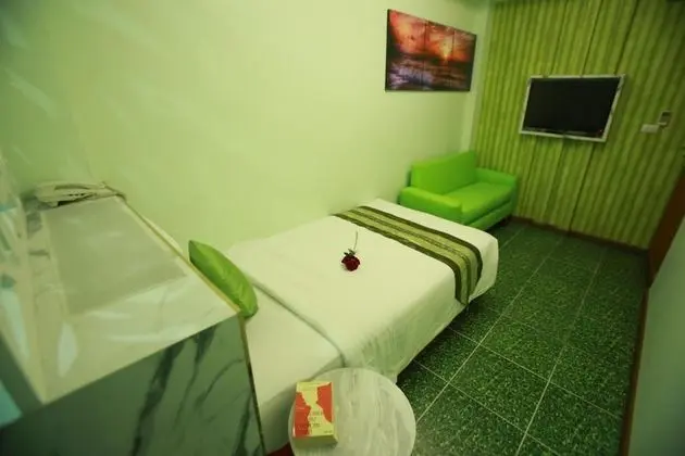 Standard Single Bed