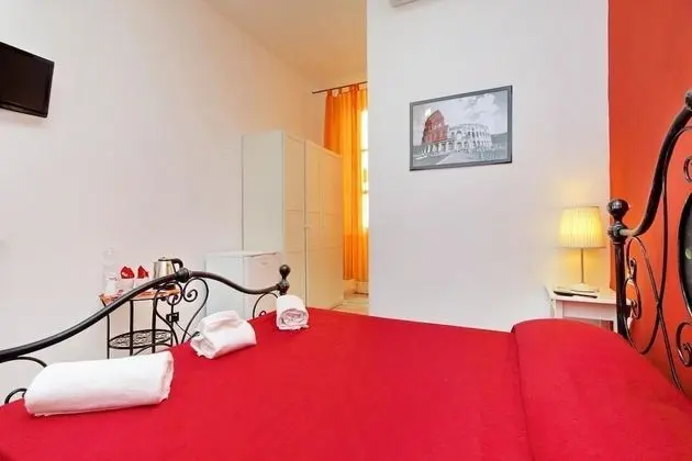 Tek Büyük Yataklı Oda