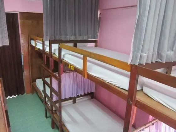 Mixed Dormitory Room
