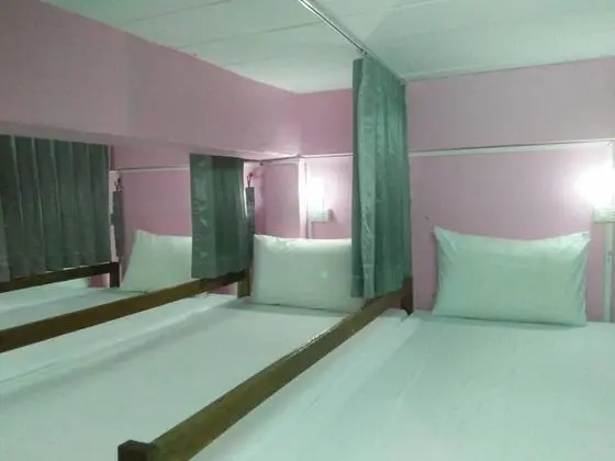 Mixed Dormitory Room