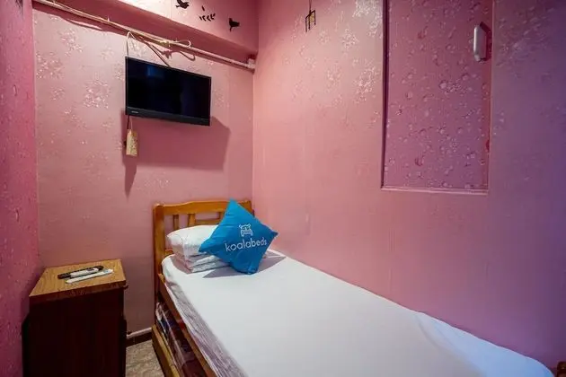 Economy Twin Room