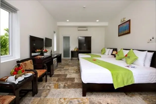 Deluxe Üç Kişilik Oda