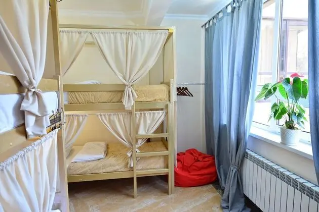 Ortak Ranzalı Oda, Sadece kadınlar için (4 beds)