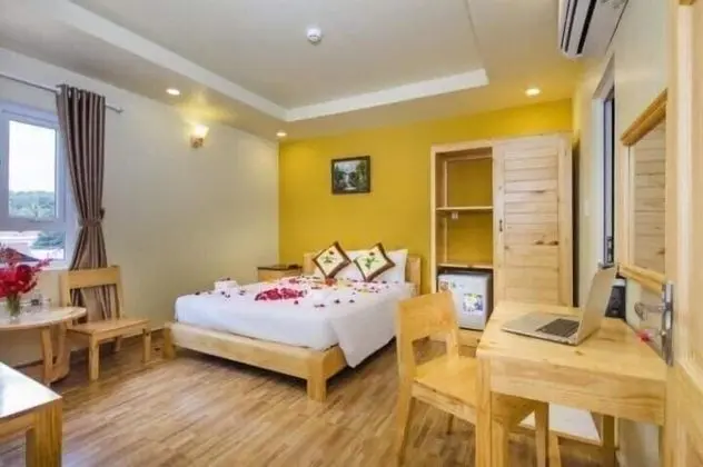 Deluxe Tek Büyük Yataklı Oda