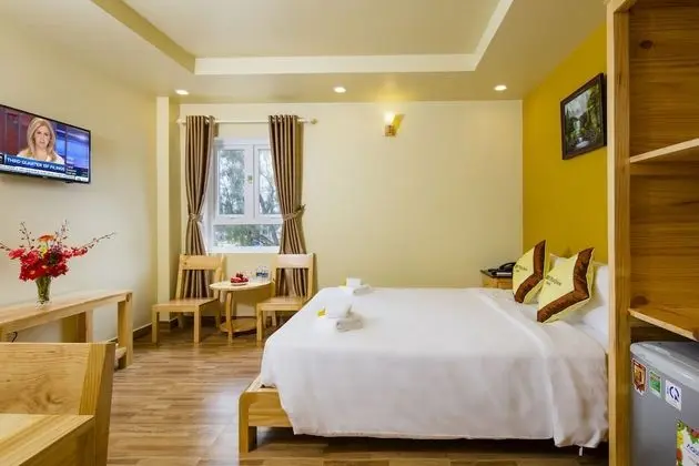 Deluxe Tek Büyük Yataklı Oda
