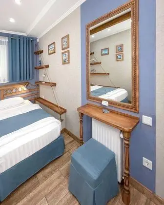 Deluxe Dört Kişilik Oda, 2 Büyük (Queen) Boy Yatak, Penceresiz