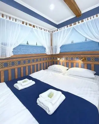 Deluxe Dört Kişilik Oda, 2 Büyük (Queen) Boy Yatak, Penceresiz