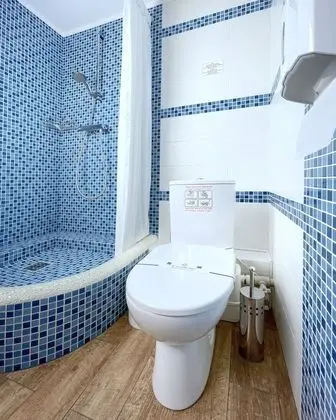 Deluxe Dört Kişilik Oda, 2 Büyük (Queen) Boy Yatak, Penceresiz