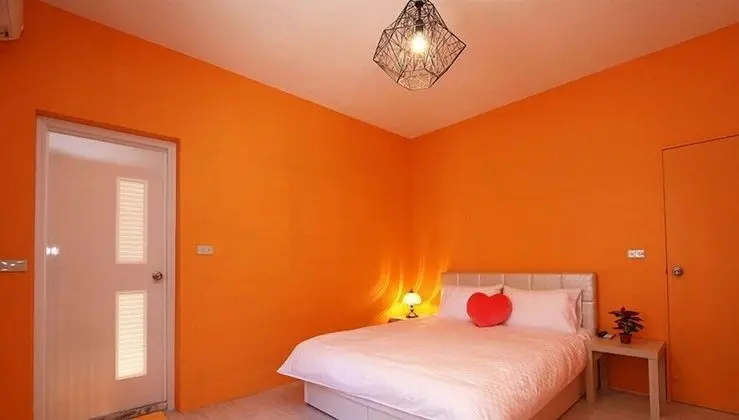 Tek Büyük Yataklı Oda (Orange)