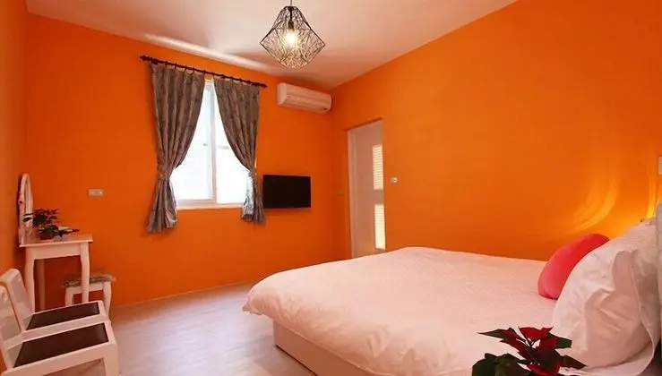 Tek Büyük Yataklı Oda (Orange)