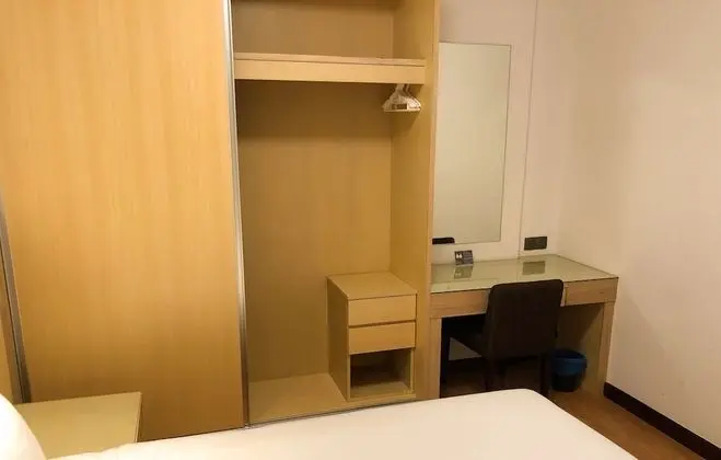 Basic Apart Daire, 3 Yatak Odası, Sigara İçilebilir, Havuz Manzaralı