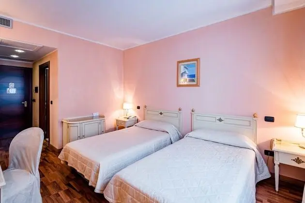 Deluxe İki Ayrı Yataklı Oda