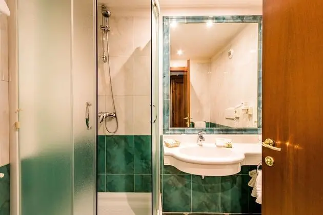 Deluxe İki Ayrı Yataklı Oda