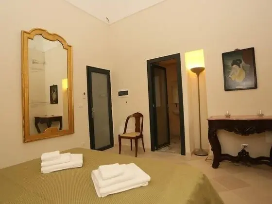Tek Büyük veya İki Ayrı Yataklı Oda
