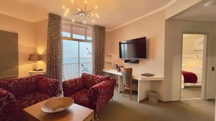 Luxury Suite