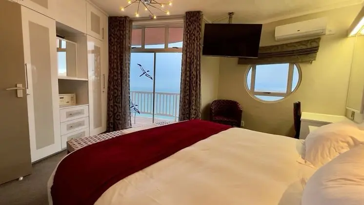 Luxury Suite