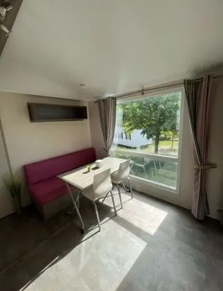 Deluxe Karavan