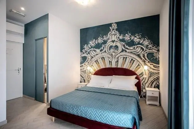 Basic Tek Büyük Yataklı Oda