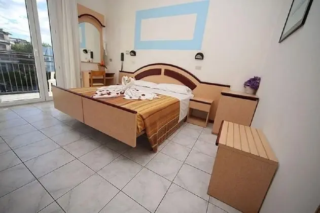 Comfort Tek Büyük Yataklı Oda, Deniz Manzaralı