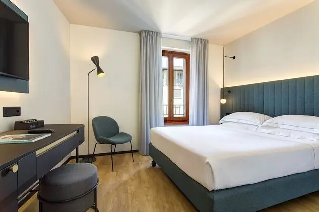 Superior Tek Büyük Yataklı Oda (Air Condtion)