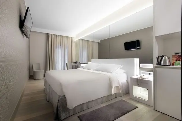 Tek Büyük Yataklı Oda (Air Condtion)