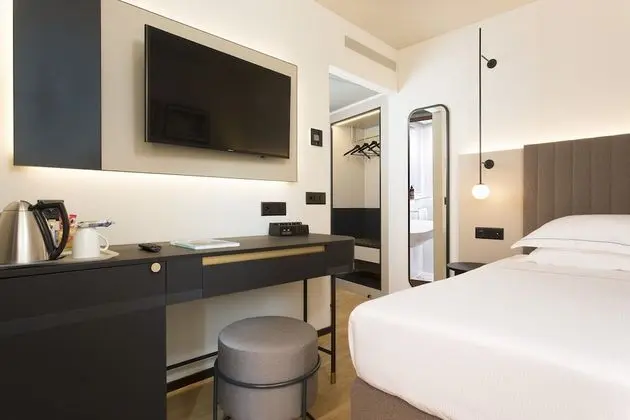 Tek Büyük Yataklı Oda (Air Condtion)