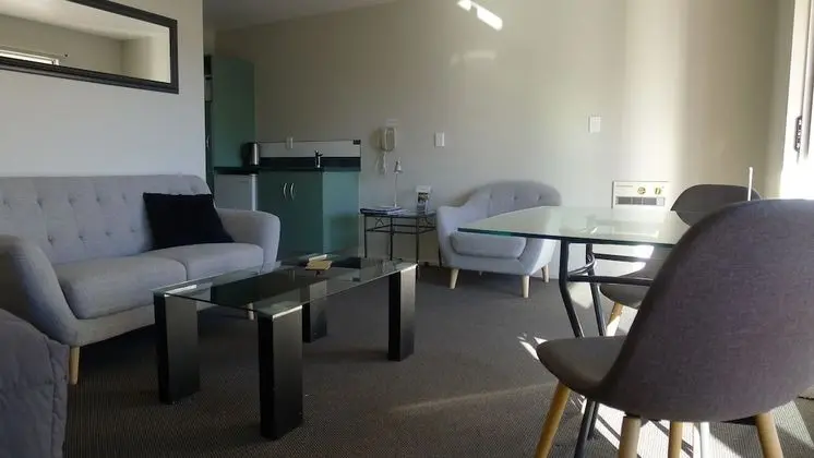 Standard Apart Daire, 1 Yatak Odası, Küçük Mutfak, Park Manzaralı