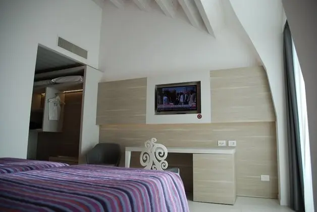 Deluxe Tek Büyük veya İki Ayrı Yataklı Oda
