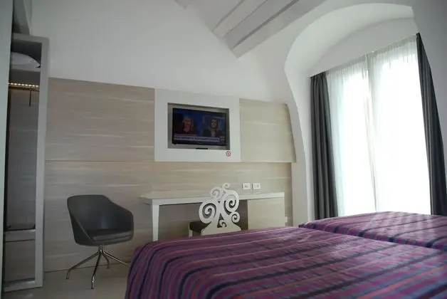 Deluxe Tek Büyük veya İki Ayrı Yataklı Oda