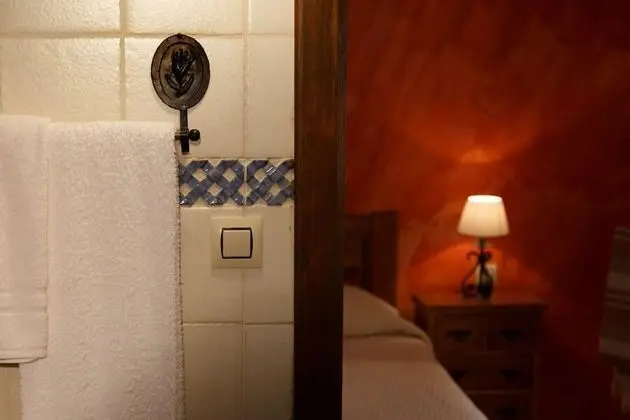 Economy Tek Büyük veya İki Ayrı Yataklı Oda