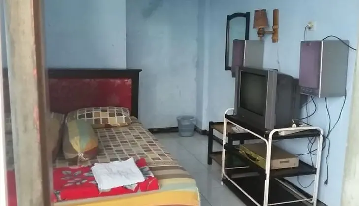 Standard Tek Büyük Yataklı Oda
