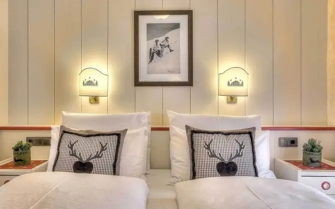 Tek Büyük Yataklı Oda