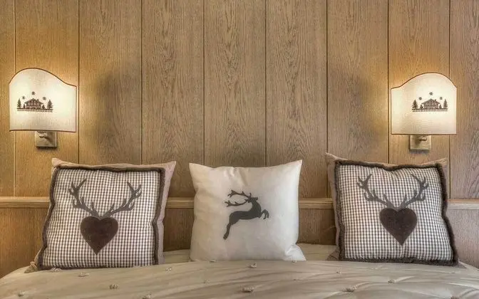 Tek Büyük Yataklı Oda