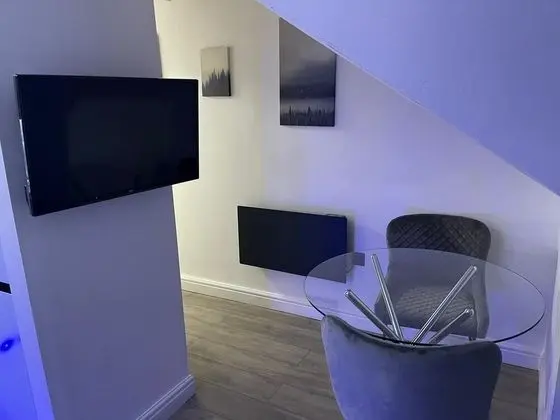 Standard Apart Daire, Banyolu/Duşlu (1 Bed Apartment- Sleeps 3)