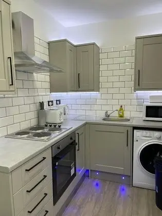 Superior Apart Daire, Banyolu/Duşlu (Superior 1 Bed- Sleeps 4)