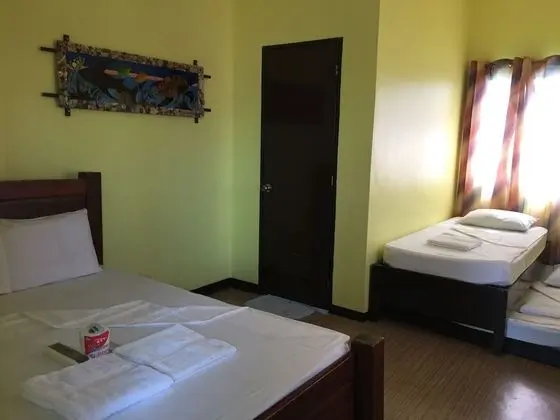 Standard Dört Kişilik Oda (Air Conditioned)