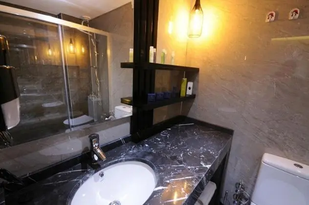 Standart Oda, Şehir Manzaralı