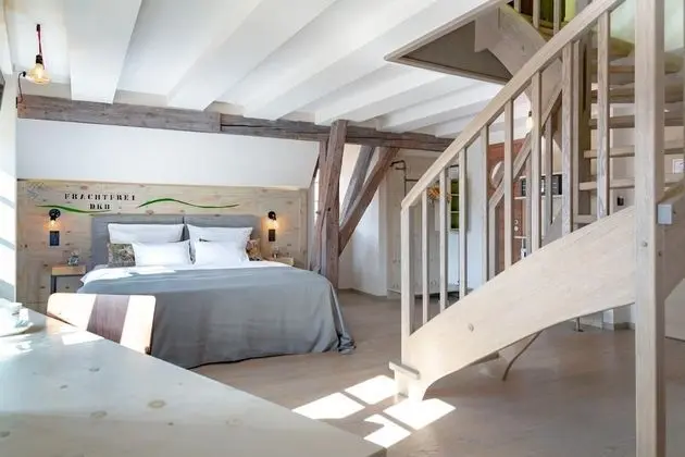 Comfort Tek Büyük Yataklı Oda