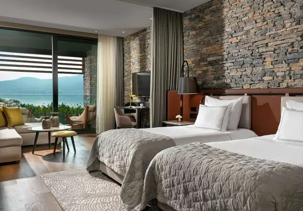 Deluxe Oda, Kısmi Deniz Manzaralı