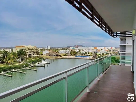 Deluxe Apart Daire, Koy Manzaralı
