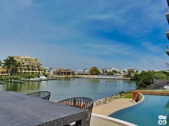 Deluxe Apart Daire, Koy Manzaralı
