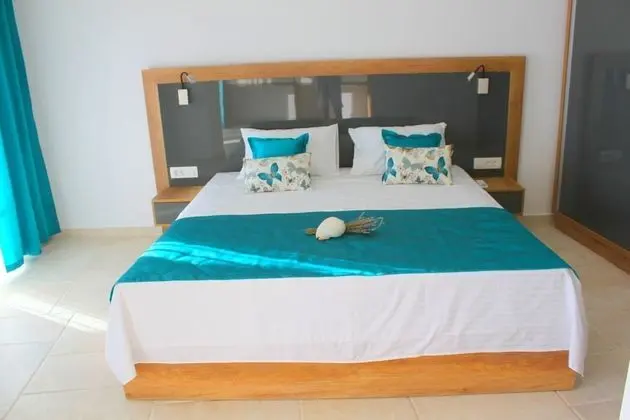 Luxury Villa, 3 Yatak Odası, Plaj Manzaralı, Denize Bakan