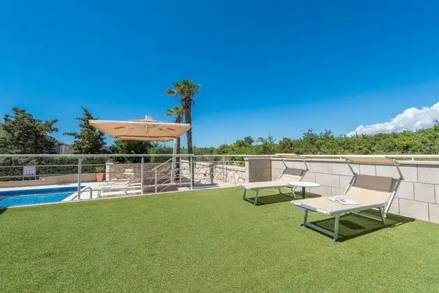 Apart Daire (Luka - with pool - A2(2+2))