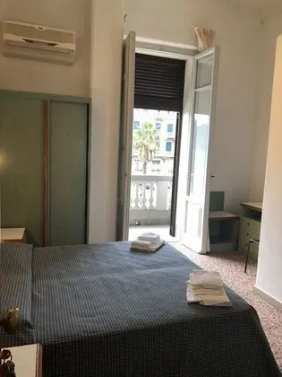 Tek Büyük Yataklı Oda, Deniz Manzaralı
