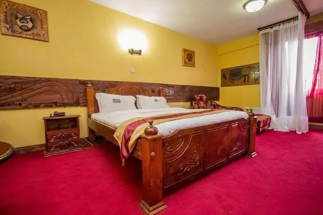 Deluxe Tek Büyük Yataklı Oda