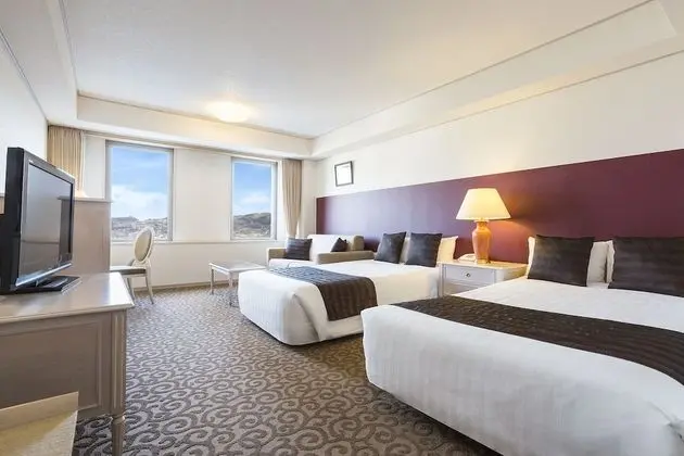 Premium İki Ayrı Yataklı Oda, Liman Manzaralı (High Floor)