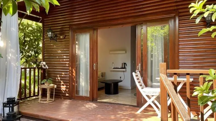 Superior Bungalow Oda, Bahçe Manzaralı, Jakuzili