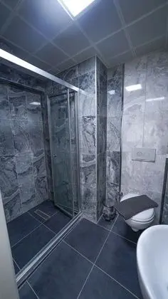 City Tek Büyük Yataklı Oda