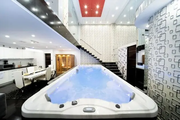 Luxury Çatı Katı (Loft), 2 Yatak Odası, Kişiye Özel Havuzlu