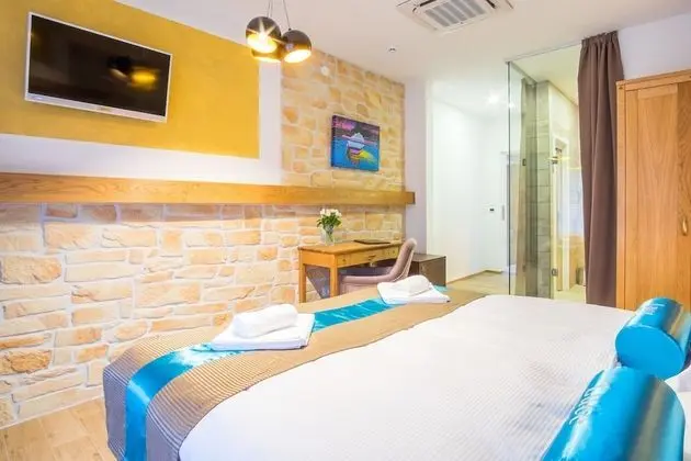 Tek Büyük Yataklı Oda, Balkon (Blue)